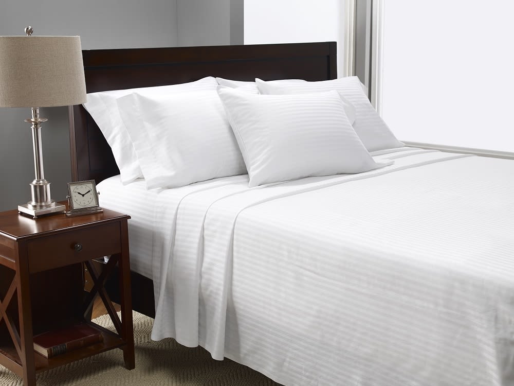 Sábana Ajustable Loto, Tejido de Percal T250, 60 % Algodón/40 % Poliéster, Twin Extraprofunda 39x80x15, Blanco